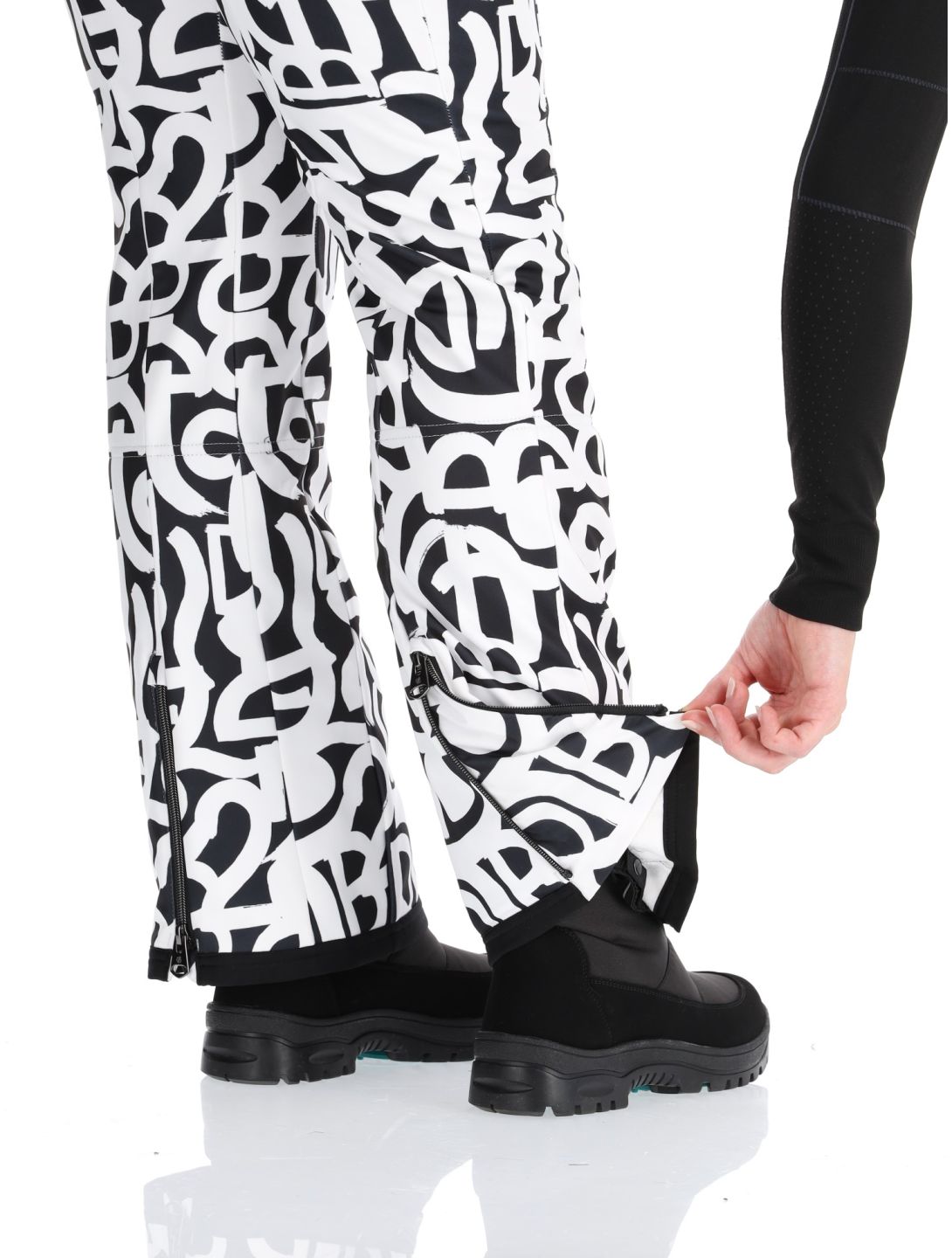 Dare2b, Upshill softshell ski pants women Black and White Graffiti Print black, white 