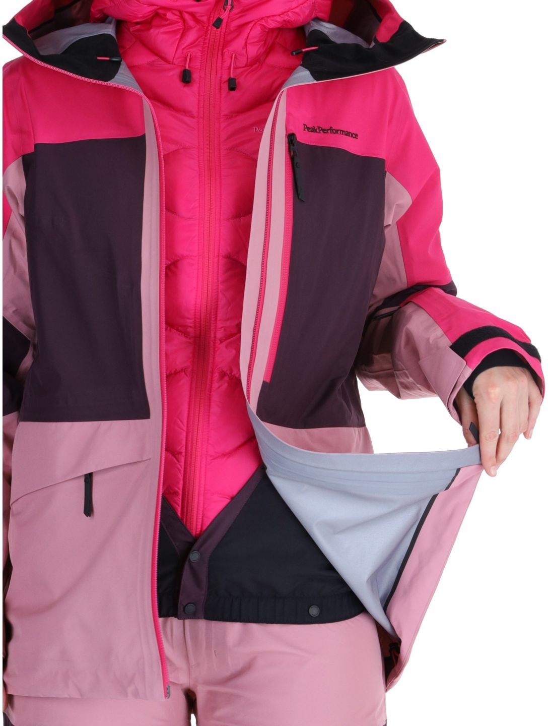 Peak Performance, W Gravity Gore-Tex 3L hardshell ski jacket women Beetroot Purple / Mystic Purple / Bitter Root pink, purple 