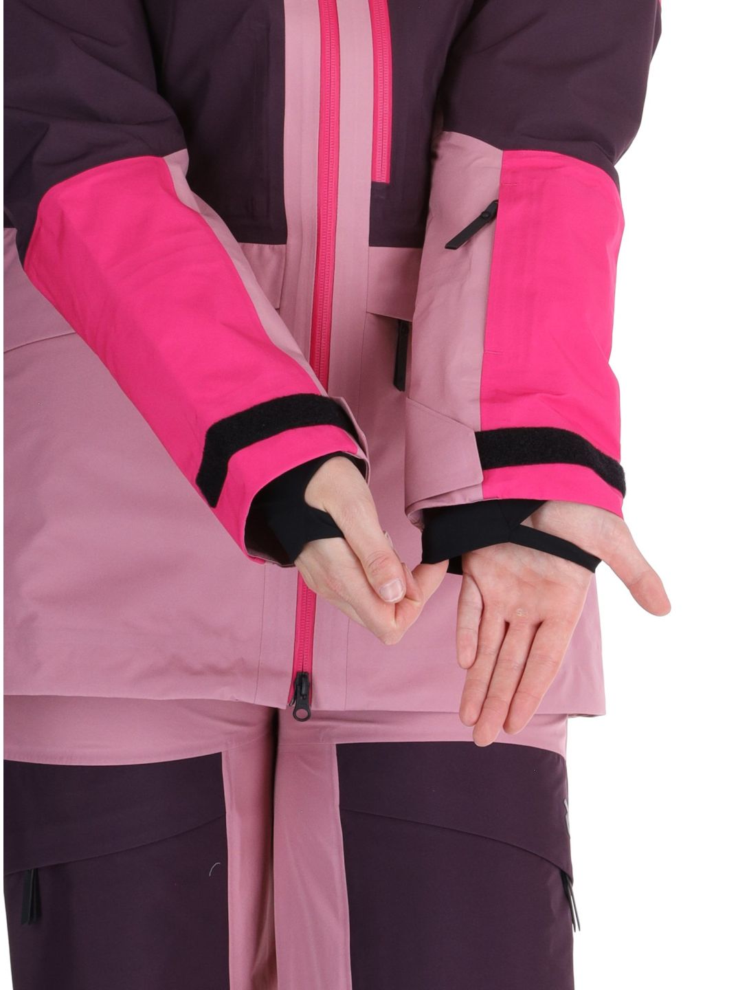 Peak Performance, W Gravity Gore-Tex 3L hardshell ski jacket women Beetroot Purple / Mystic Purple / Bitter Root pink, purple 