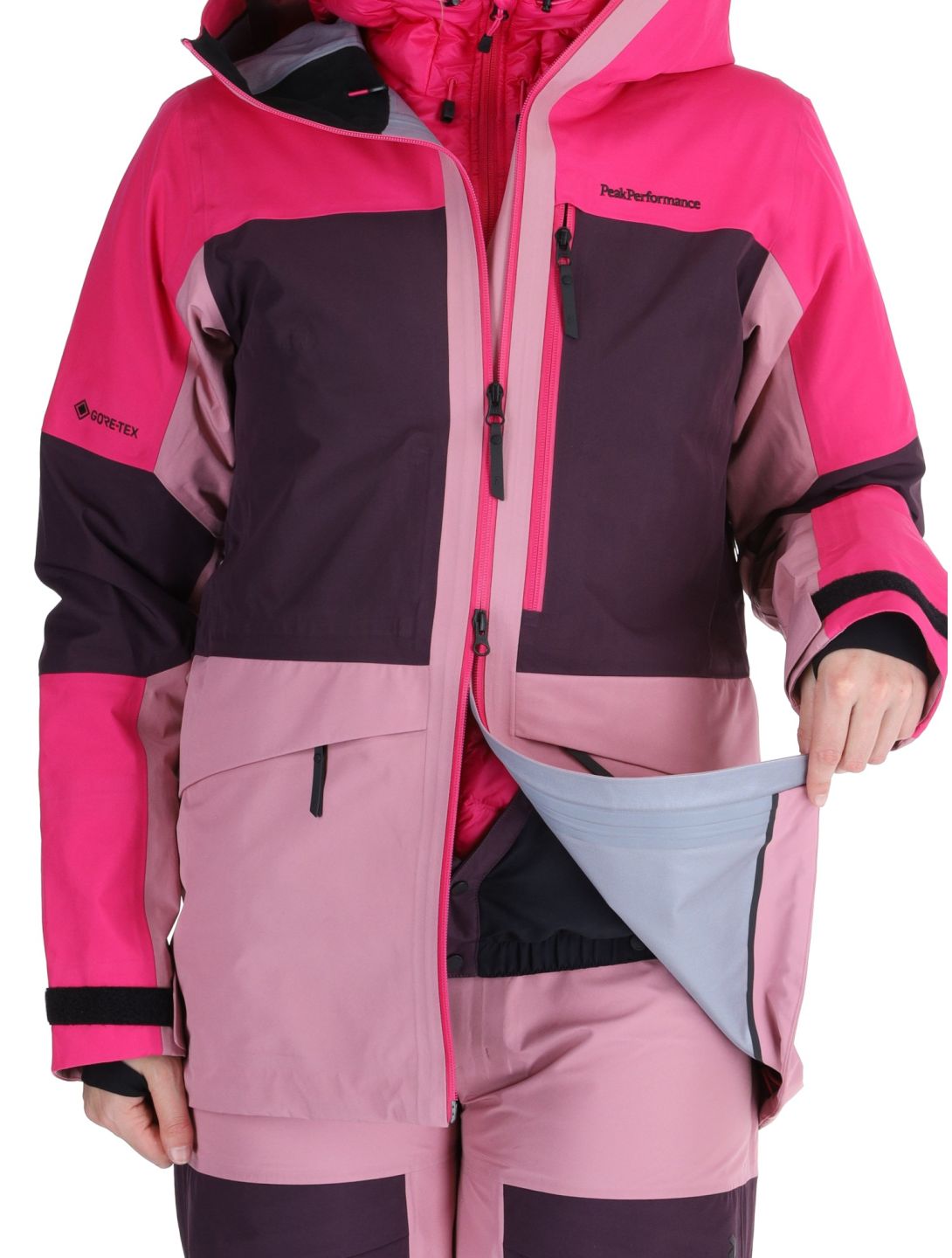 Peak Performance, W Gravity Gore-Tex 3L hardshell ski jacket women Beetroot Purple / Mystic Purple / Bitter Root pink, purple 