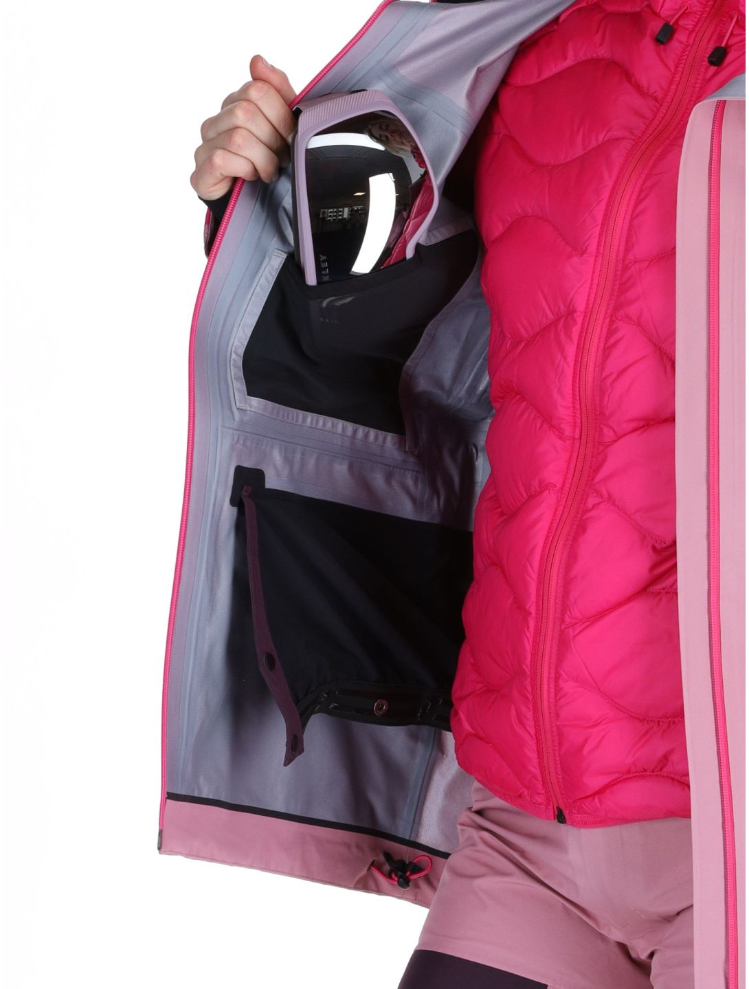 Peak Performance, W Gravity Gore-Tex 3L hardshell ski jacket women Beetroot Purple / Mystic Purple / Bitter Root pink, purple 