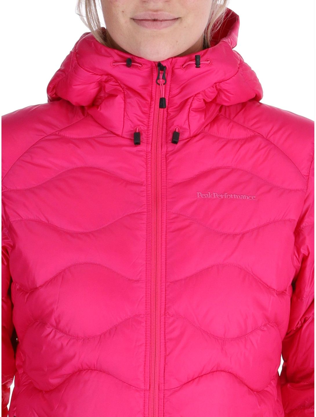 Peak Performance, W Helium Down Hood down jacket women Beetroot Purple purple 